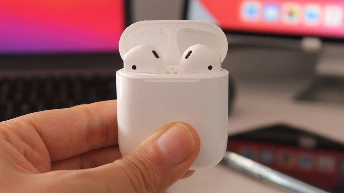 Los AirPods 2 se convierten en los auriculares más baratos de Apple y están de oferta