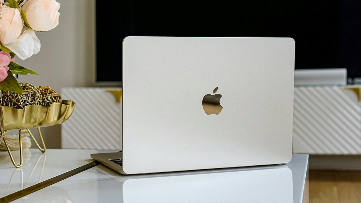 El MacBook Air con chip M2 se asoma al precipicio con esta histórica oferta de Amazon