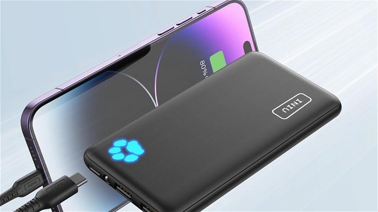 This 10,000 mAh power bank is half price for a limited time