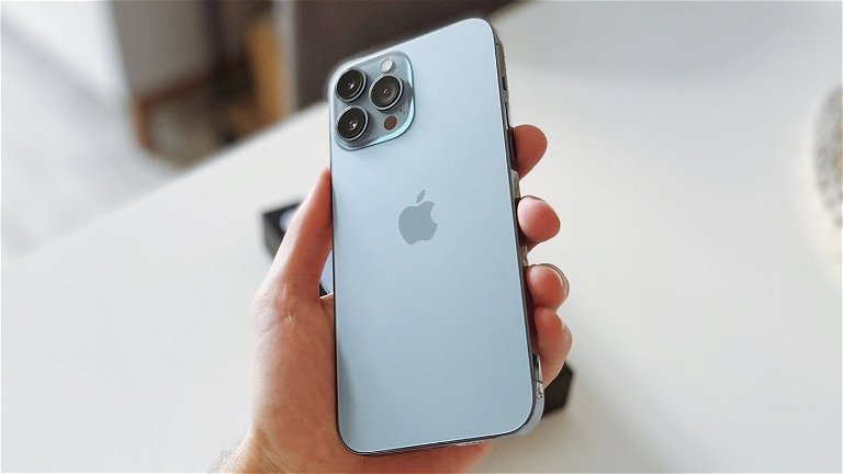 This iPhone 13 Pro Max is now 500 dollars cheaper
