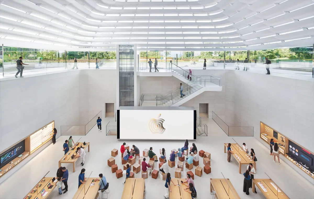 Así luce la impresionante Apple Store con forma de pirámide de Malasia