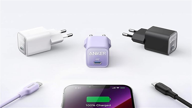It's small, it's fast and it costs 12 dollars: this charger has it all