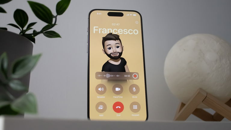 iOS 18 permite grabar llamadas y transcribirlas a texto: así funcionará en el iPhone