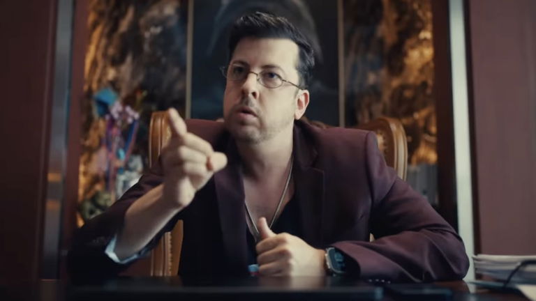 Apple estrena un divertidísimo vídeo con un cameo del mítico "McLovin"