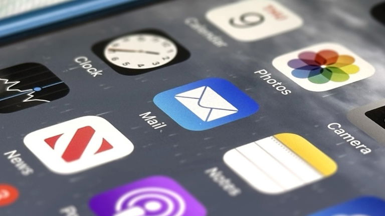 Cómo añadir un email a Apple Mail en iOS y macOS