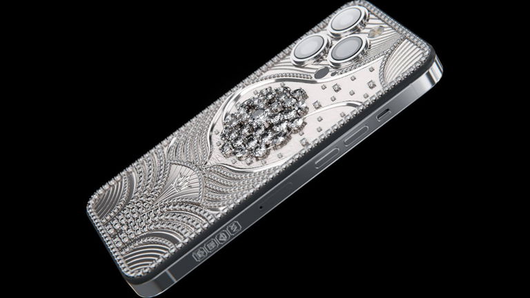 This is the world's most expensive iPhone 16: over half a million dollars worth of pure diamonds