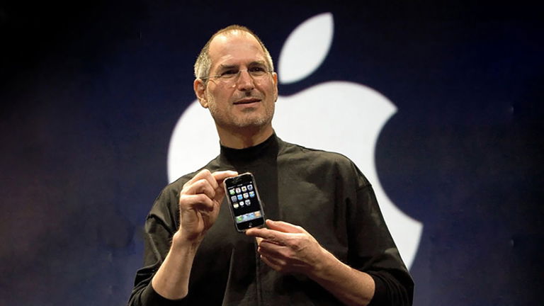 Un día como hoy hace 18 años Apple y Steve Jobs cambiaron el mundo. Así se presentó el iPhone