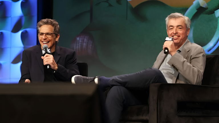 Ben Stiller habla de su obra maestra en Apple TV+: "Quería una comedia como 'The Office'"