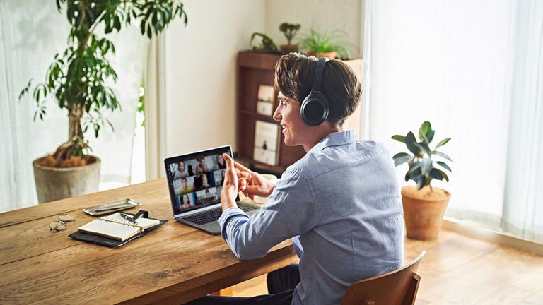 Audio Hi-Res, 30 horas de autonomía y cancelación de ruido: estos auriculares vuelven a tener un precio irresistible