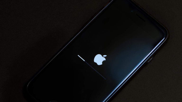 Apple avisa a los usuarios del iPhone de 100 países de un posible hackeo