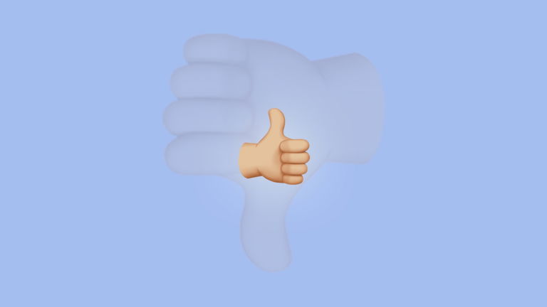 Estamos usando mal el emoji del pulgar o simplemente Internet nos está volviendo locos