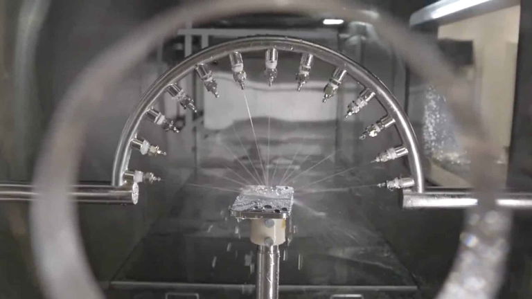 Así es el laboratorio secreto de Apple donde se torturan sus dispositivos