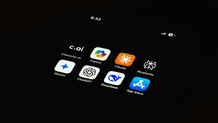 Apple planeó adquirir Perplexity y Mistral AI para mejorar Apple Intelligence