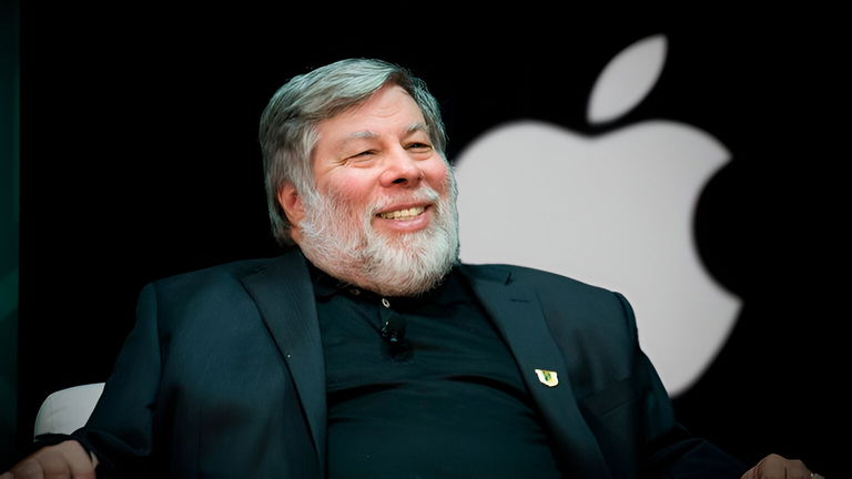Steve Wozniak deja las cosas claras: "Me fui de Apple porque no vivo por la riqueza y el poder"