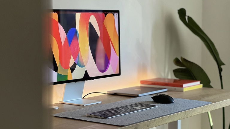 Cómo elegir monitor para Mac, Mac mini y MacBook: cuáles son los mejores monitores en 2025