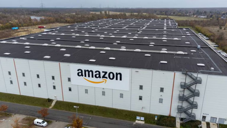Amazon tendrá que pagar a sus suscriptores Prime por tácticas "engañosas"