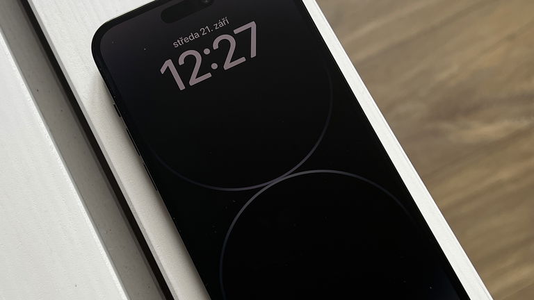 Te recomiendo cambiar este ajuste de iOS 26 si usas la pantalla siempre activa en el iPhone