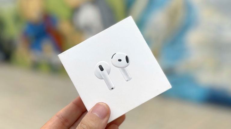 AirPods 4 sin cancelación, análisis: unos auriculares inalámbricos con hardware limitado y mucho más sentido de lo que parece