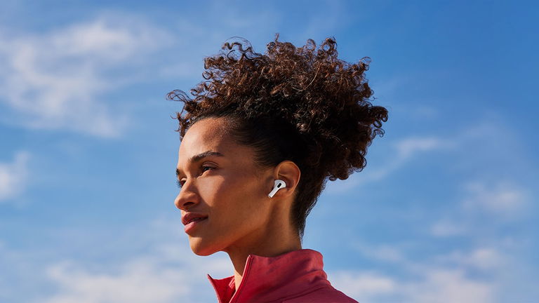 Apple podría lanzar una versión de los AirPods Pro 3 con cámaras y con IA en 2026