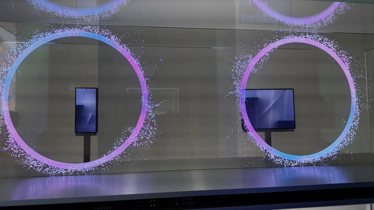 Si un smartphone normal cuesta 1.000 euros y un plegable 2.000, estaba claro lo que iba a costar el Samsung triplegable