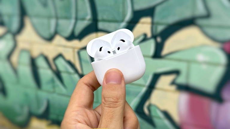 Última oportunidad para conseguirlos antes de Navidad: los AirPods 4 de Apple al mejor precio en Amazon