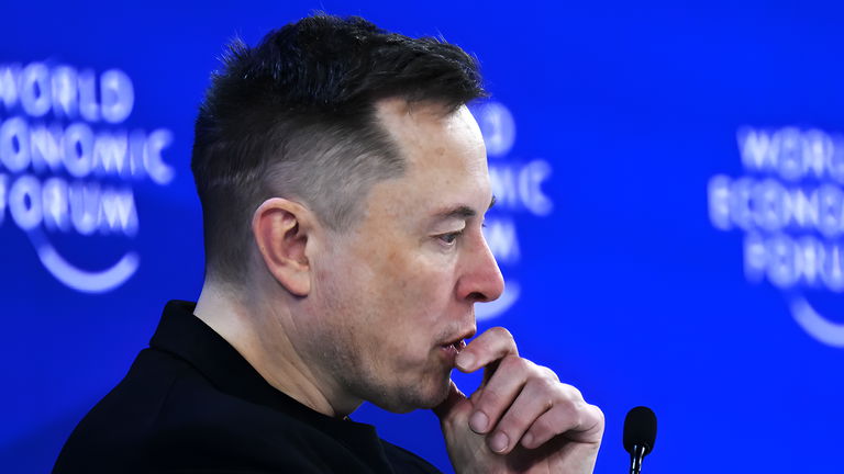 Elon Musk asegura que España podría producir toda la energía que necesita Europa con placas solares