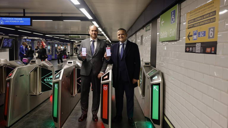 Ya puedes llevar el abono transporte de Madrid en el móvil gracias a esta app oficial