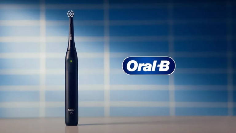 Es momento de pasar al siguiente nivel: tus dientes merecen un cepillo Oral-B iO y ahora puedes conseguirlo al mejor precio